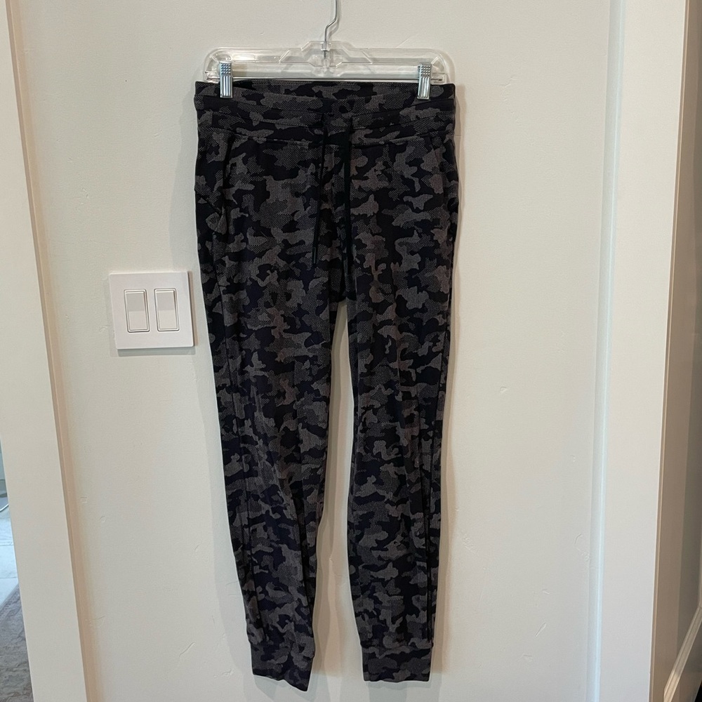 Lululemon Ready to Rulu Jogger